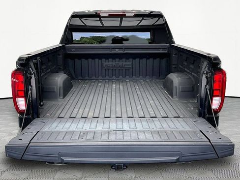 Used 2024 GMC Sierra 1500 Elevation w/ X31 Off-Road Package AWD/4WD image 18