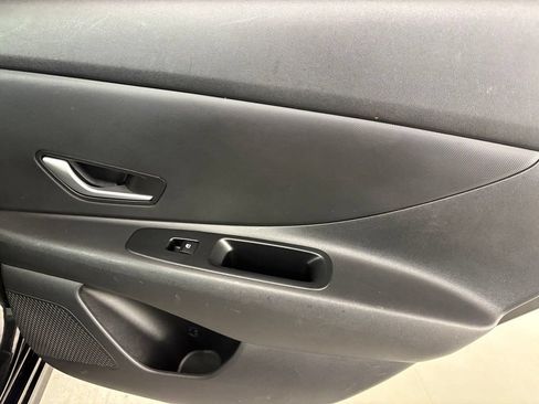 Used 2023 Hyundai Elantra SEL FWD image 36