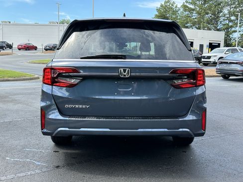 Used 2025 Honda Odyssey EX-L image 10