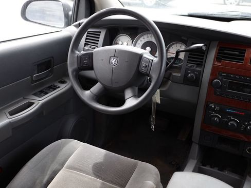 Used 2005 Dodge Durango SLT w/ Skid Plate Group AWD/4WD image 19