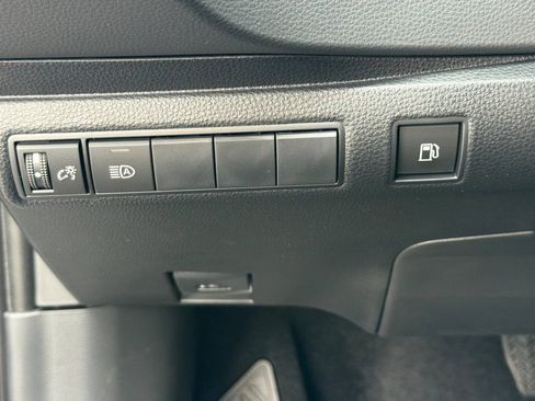 New 2026 Toyota Corolla LE FWD image 30
