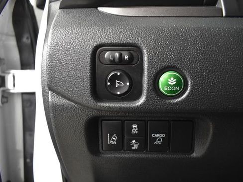 Used 2022 Honda Ridgeline Sport image 13