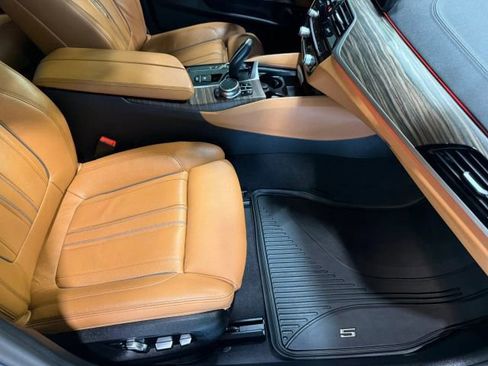 Used 2023 BMW M550i xDrive w/ Parking Assistance Package image 28