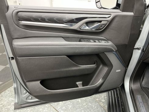 Certified 2023 GMC Yukon XL Denali AWD/4WD image 8