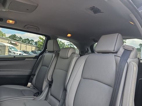 Used 2022 Honda Odyssey Elite image 16