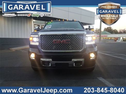 Used 2016 GMC Sierra 2500 Denali w/ Driver Alert Package image 16