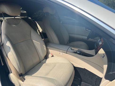 Used 2012 Mercedes-Benz CL 550 4MATIC image 24