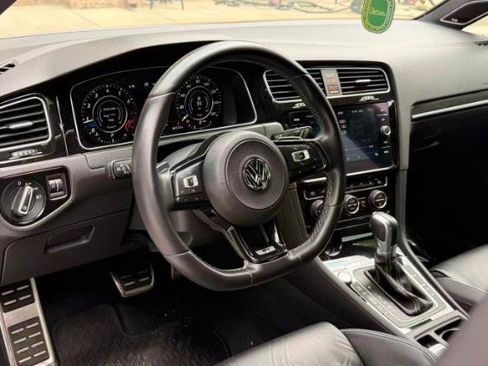 Used 2018 Volkswagen Golf R 4-Door AWD/4WD image 6