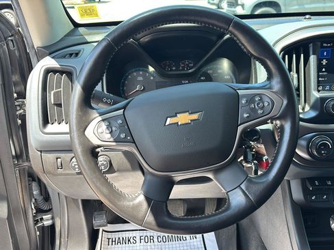 Used 2021 Chevrolet Colorado Z71 w/ LPO, Tonneau and Step Package AWD/4WD image 16