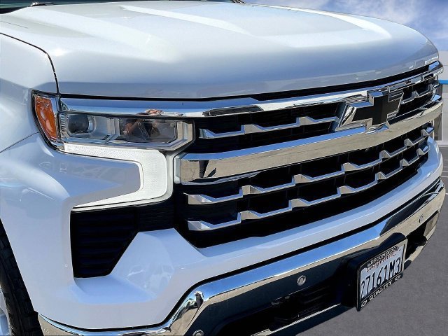 Certified 2022 Chevrolet Silverado 1500 LTZ AWD/4WD image 35