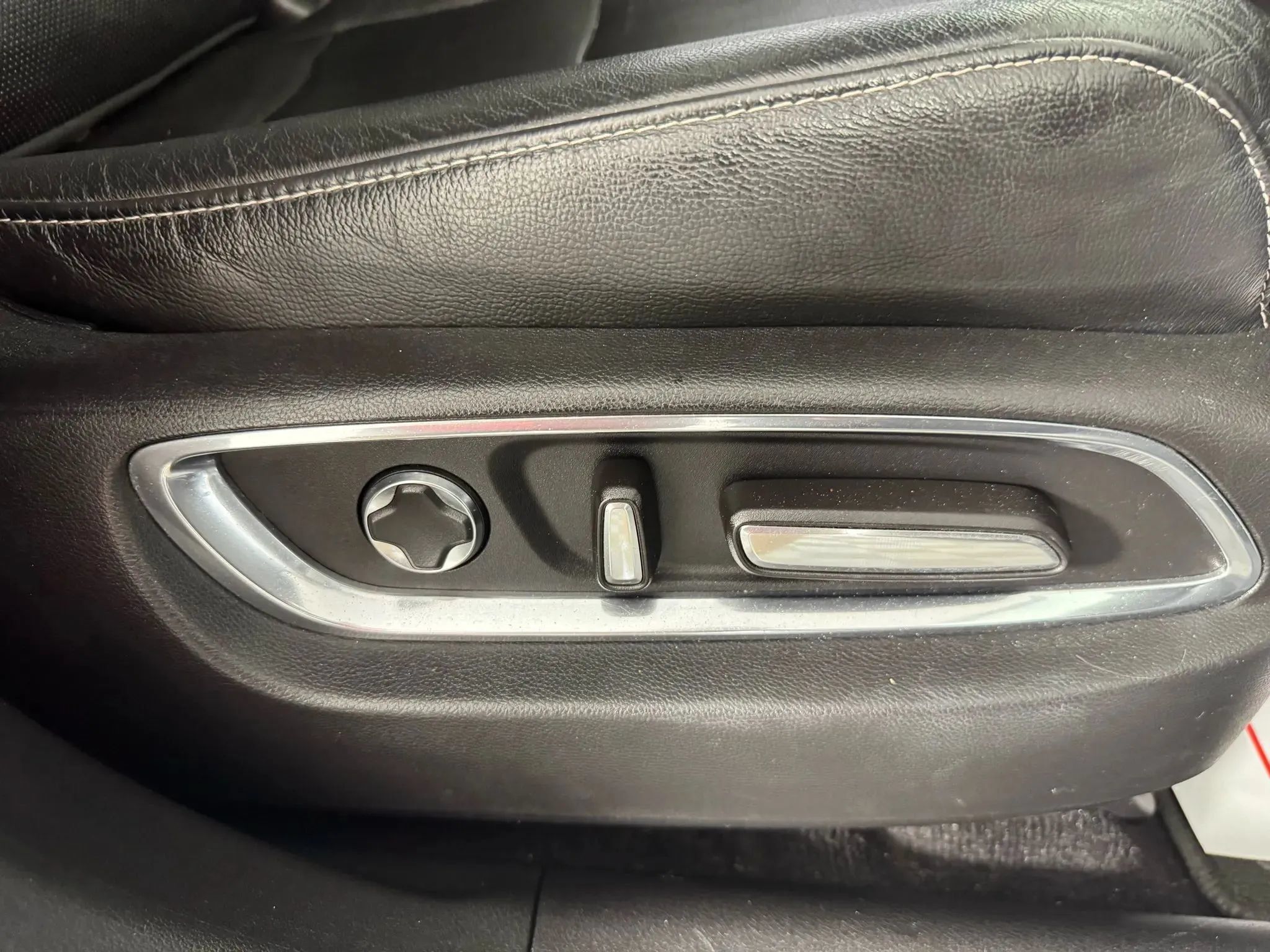 Used 2020 Acura MDX w/ Technology Package FWD image 38