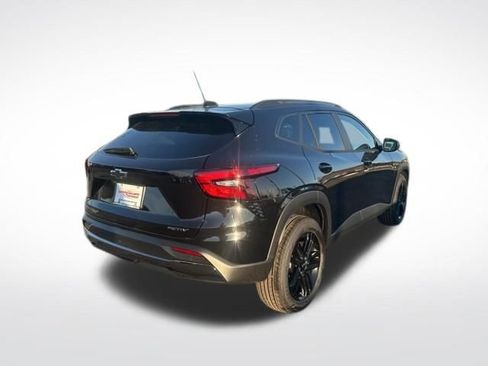 New 2026 Chevrolet Trax ACTIV w/ Driver Confidence Package FWD image 3