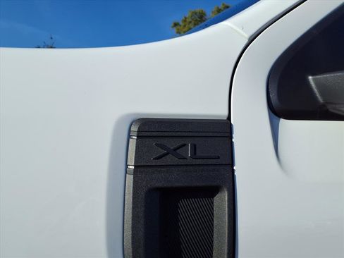 Used 2024 Ford Maverick XL image 22