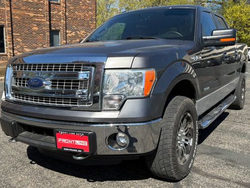 Used 2014 Ford F150 XLT w/ Equipment Group 302A Luxury AWD/4WD image 15