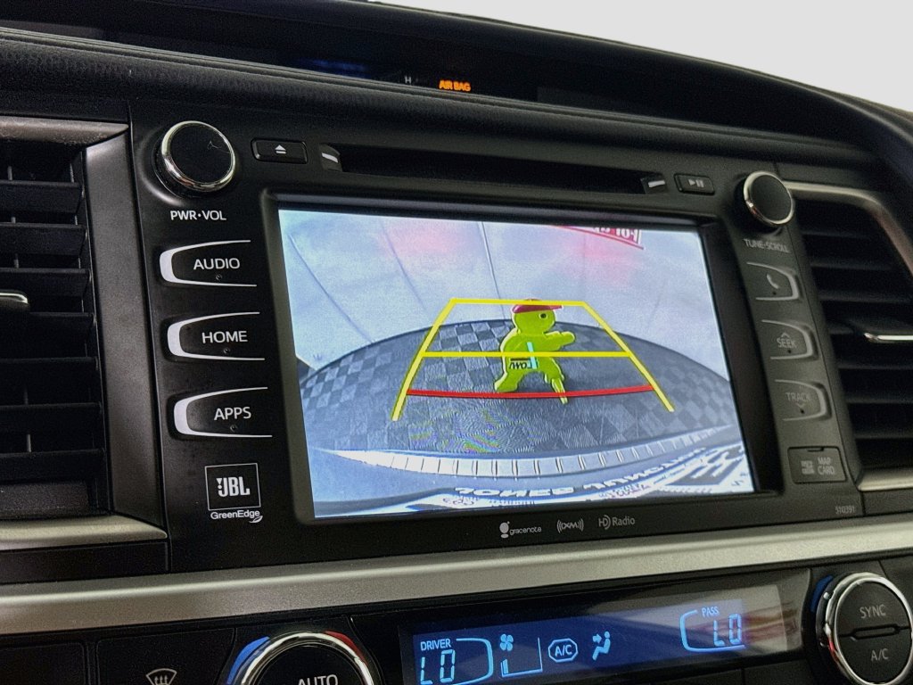 Certified 2018 Toyota Highlander Limited AWD/4WD image 6