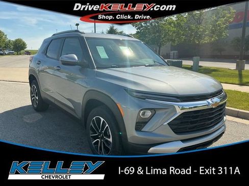 New 2026 Chevrolet TrailBlazer LT w/ Convenience Package AWD/4WD image 1