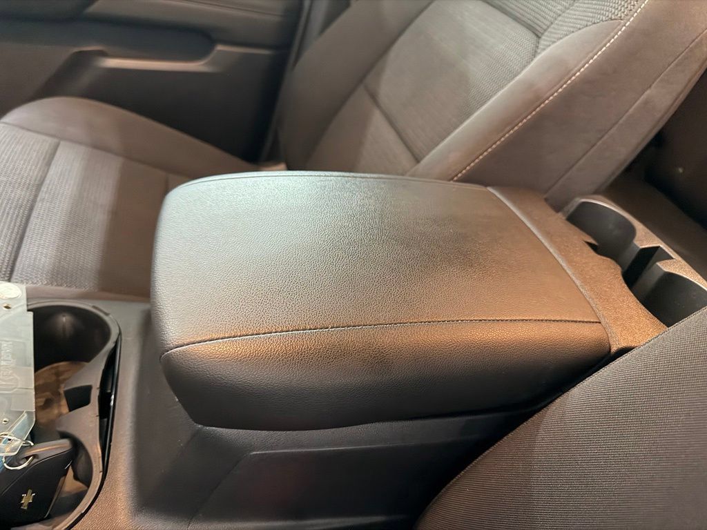 Used 2023 Chevrolet Colorado LT w/ LT Convenience Package II AWD/4WD image 29