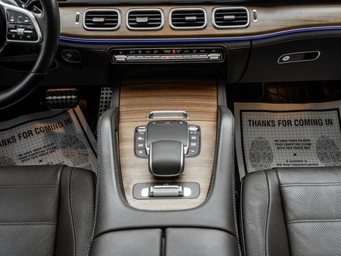 Used 2022 Mercedes-Benz GLS 450 4MATIC image 12