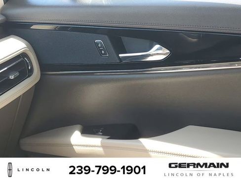 Certified 2023 Lincoln Nautilus Reserve FWD image 28