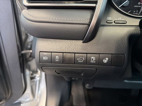 Used 2024 Toyota Camry SE FWD image 14