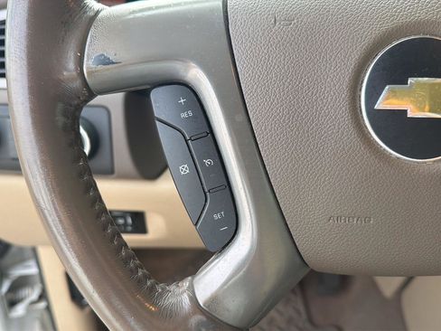 Used 2014 Chevrolet Silverado 2500 LTZ w/ LTZ Plus Package AWD/4WD image 21