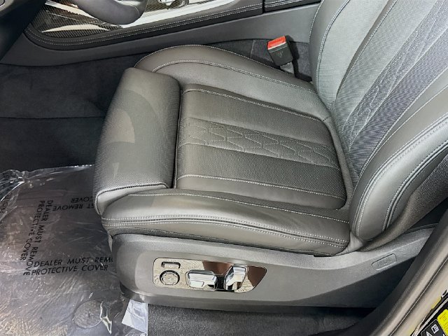 Used 2024 BMW ALPINA XB7 AWD/4WD image 20