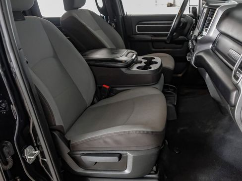 Used 2024 RAM 2500 Big Horn AWD/4WD image 31