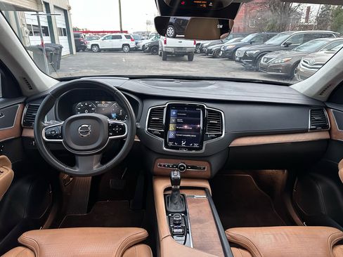 Used 2016 Volvo XC90 T6 Inscription image 22