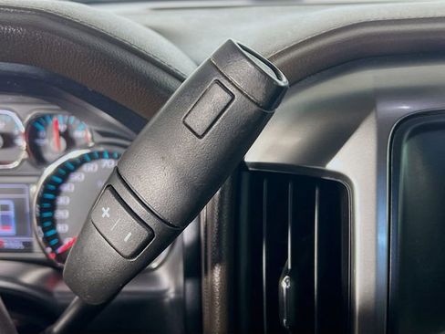 Used 2018 Chevrolet Silverado 1500 LTZ image 24