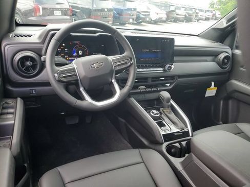 New 2026 Chevrolet Colorado Trail Boss w/ Midnight Edition AWD/4WD image 9
