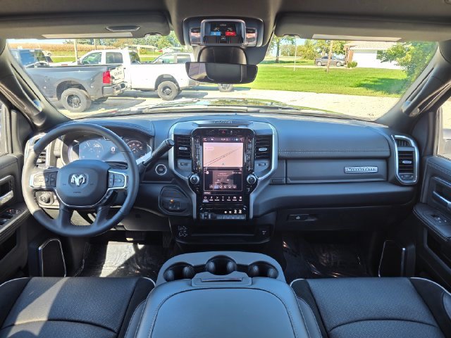 Used 2026 RAM 2500 Laramie AWD/4WD image 18