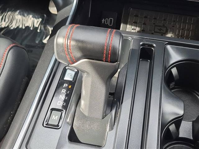 Used 2025 Ford F150 Raptor AWD/4WD image 11