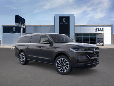 New 2026 Lincoln Navigator L Black Label AWD/4WD image 7