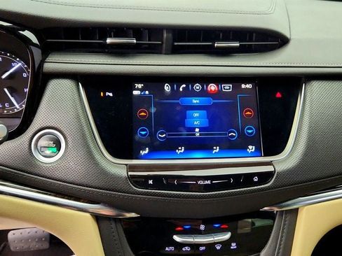 Used 2019 Cadillac XT5 FWD image 18
