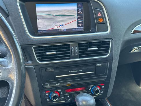 Used 2012 Audi Q5 3.2 Premium Plus w/ Audi MMI Navigation Plus Pkg AWD/4WD image 26