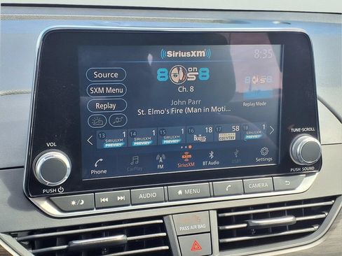 Used 2025 Nissan Altima 2.5 SV FWD image 10