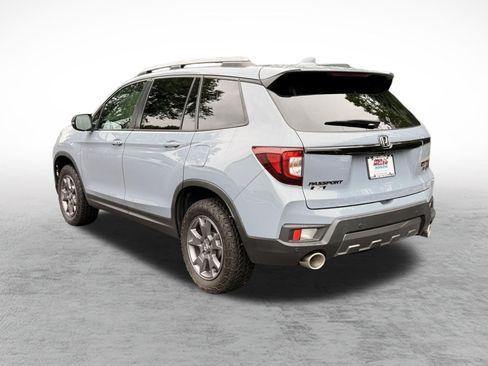 Used 2024 Honda Passport TrailSport image 4