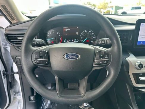 Certified 2021 Ford Explorer 2WD image 22