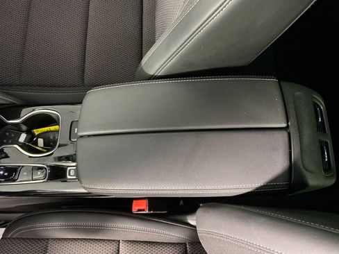 Certified 2023 Buick Envision Preferred FWD image 20
