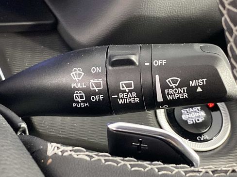 Used 2025 Jeep Grand Cherokee Altitude AWD/4WD image 18