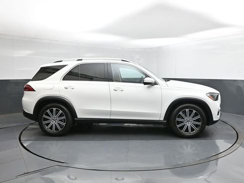 Certified 2025 Mercedes-Benz GLE 350 4MATIC image 11