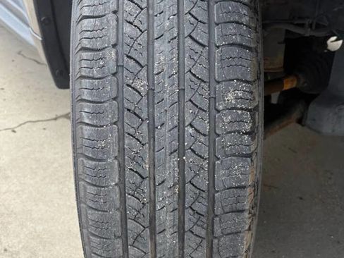 Used 2017 Chevrolet Equinox LT w/ Convenience Package image 11