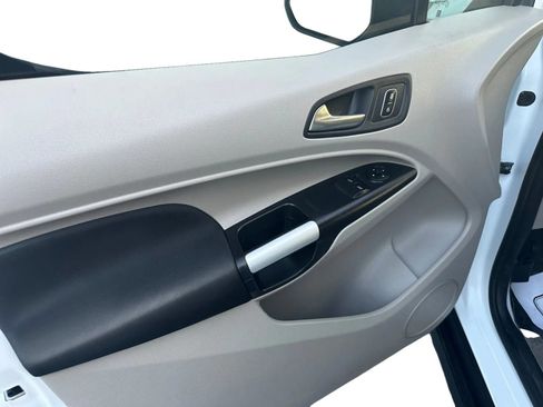 Used 2019 Ford Transit Connect XLT FWD image 10