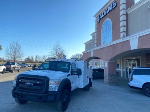 Used 2014 Ford F550 4x4 Regular Cab Super Duty image 1