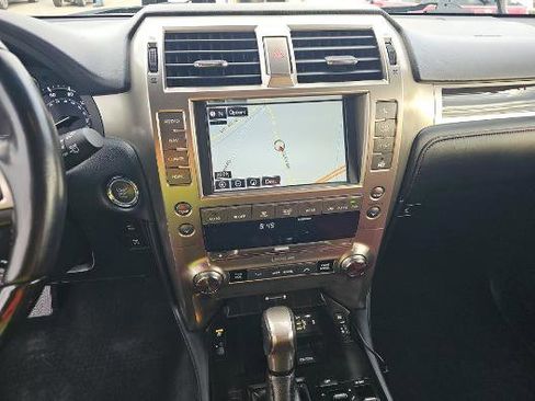 Used 2020 Lexus GX 460 Luxury image 7