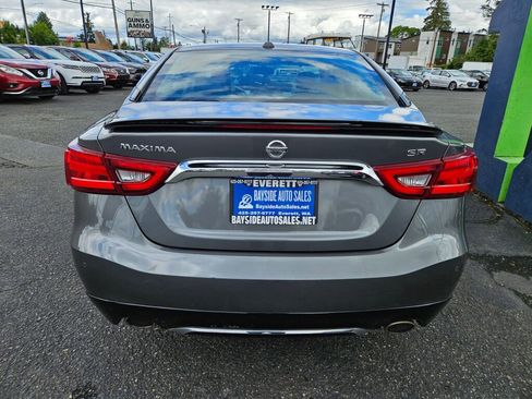 Used 2017 Nissan Maxima SR w/ Midnight Edition FWD image 4