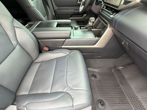 Used 2026 Toyota Tundra Platinum AWD/4WD image 28