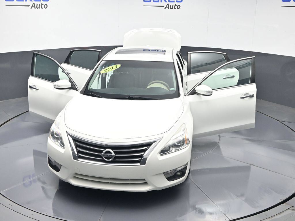 Used 2015 Nissan Altima 2.5 SV w/ Convenience Package FWD image 56