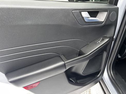 Used 2022 Ford Escape SEL w/ Technology Package image 13