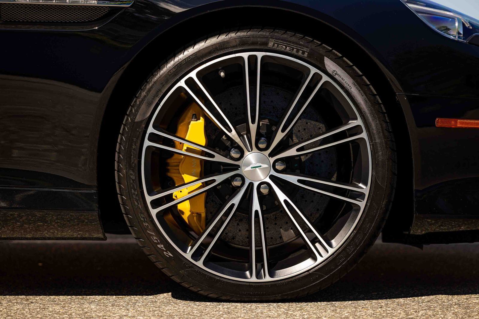 Used 2013 Aston Martin DB9 Volante RWD image 80